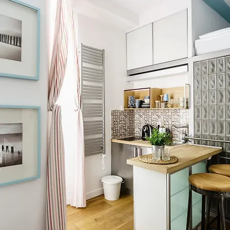 Mini With Balcony アパート ソポト