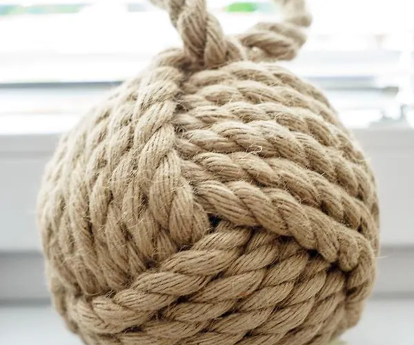 Mini With Balcony Apartment *